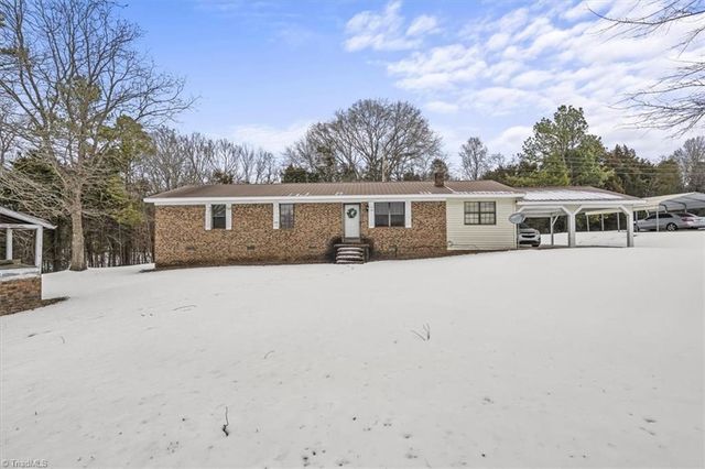 772 Tom Levett Drive, Lexington, NC 27295