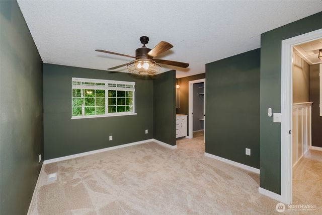 7629 Oak Park Drive NW, Bremerton, WA 98311