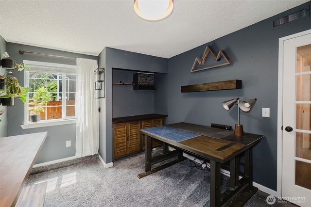 7629 Oak Park Drive NW, Bremerton, WA 98311