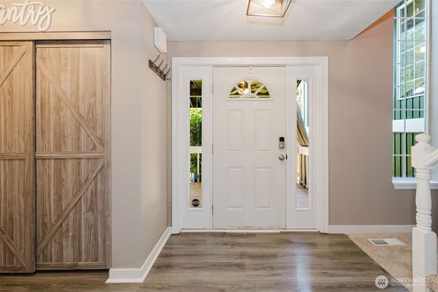 7629 Oak Park Drive NW, Bremerton, WA 98311