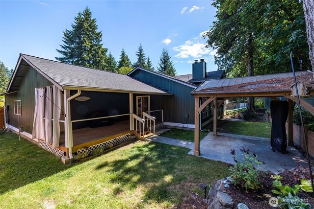 7629 Oak Park Drive NW, Bremerton, WA 98311