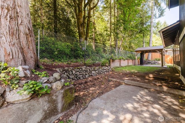 7629 Oak Park Drive NW, Bremerton, WA 98311