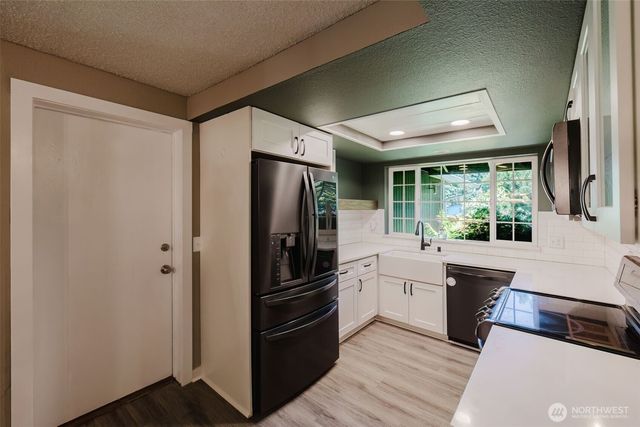 7629 Oak Park Drive NW, Bremerton, WA 98311