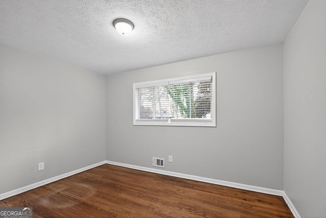 418 Colchester Drive, Stone Mountain, GA 30088