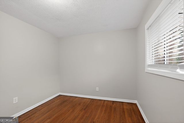 418 Colchester Drive, Stone Mountain, GA 30088