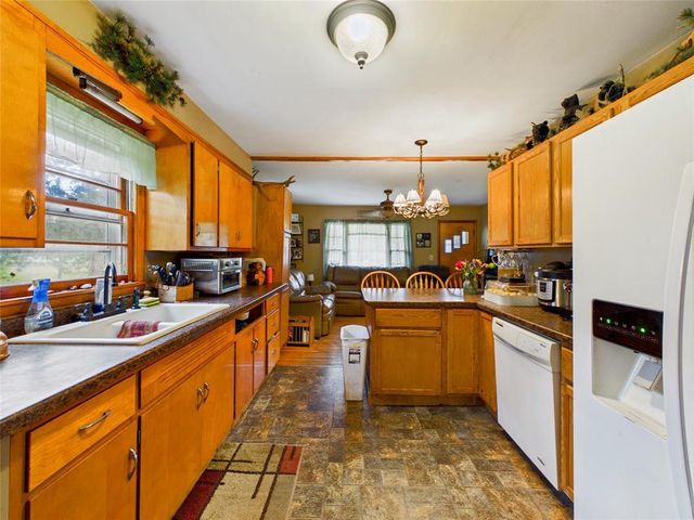 9829 State Hwy 27, Hayward, WI 54843