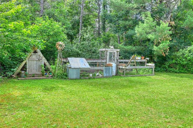 9829 State Hwy 27, Hayward, WI 54843