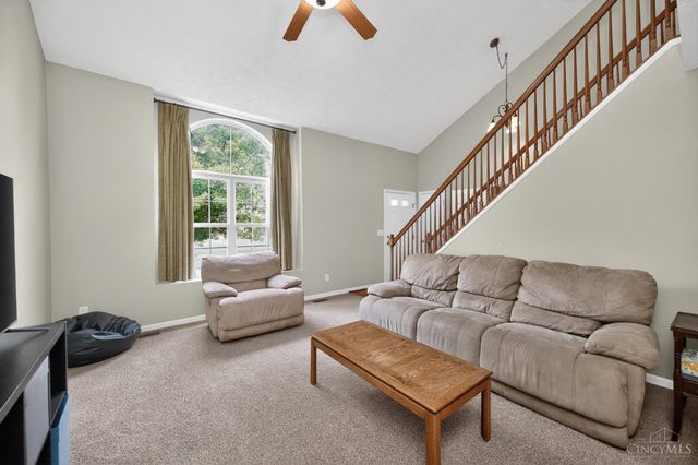 1282 Locust Forge Lane, Lebanon, OH 45036