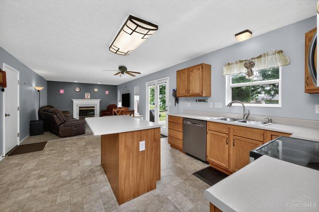 1282 Locust Forge Lane, Lebanon, OH 45036