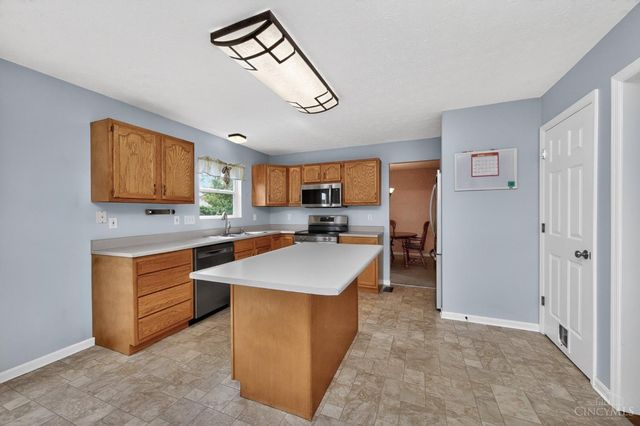 1282 Locust Forge Lane, Lebanon, OH 45036