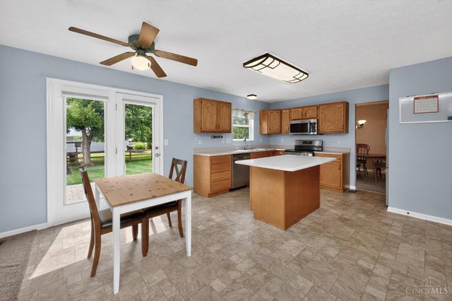 1282 Locust Forge Lane, Lebanon, OH 45036