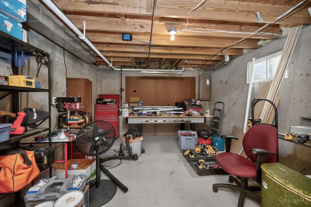 1282 Locust Forge Lane, Lebanon, OH 45036