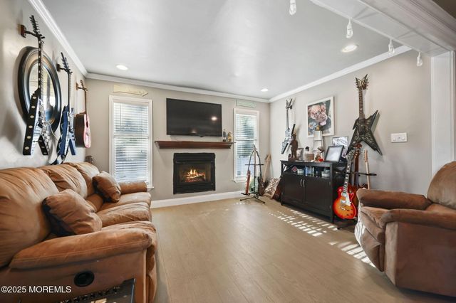 789 Holly Berry Lane, Brick, NJ 08724