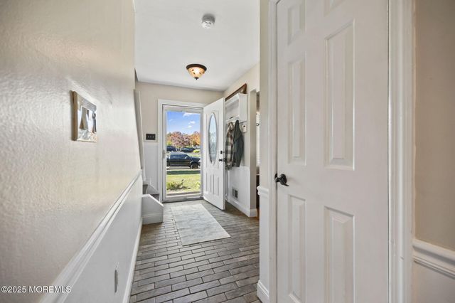 789 Holly Berry Lane, Brick, NJ 08724