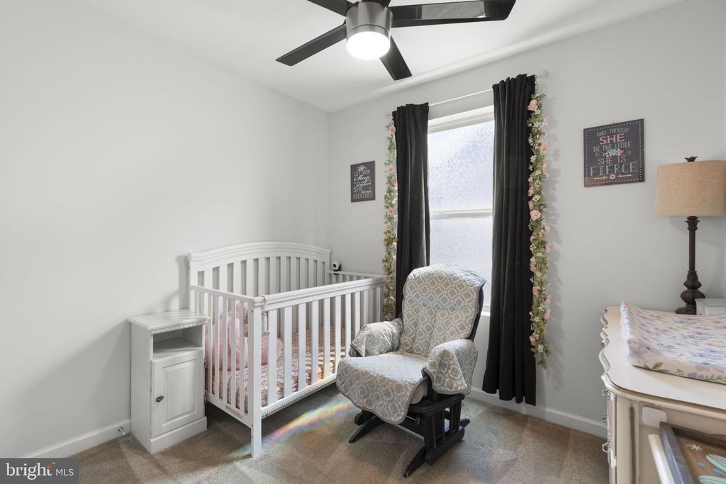 Image 12 of property listing at 465 CARVEL BEACH RD, Carvel Beach, MD 21226