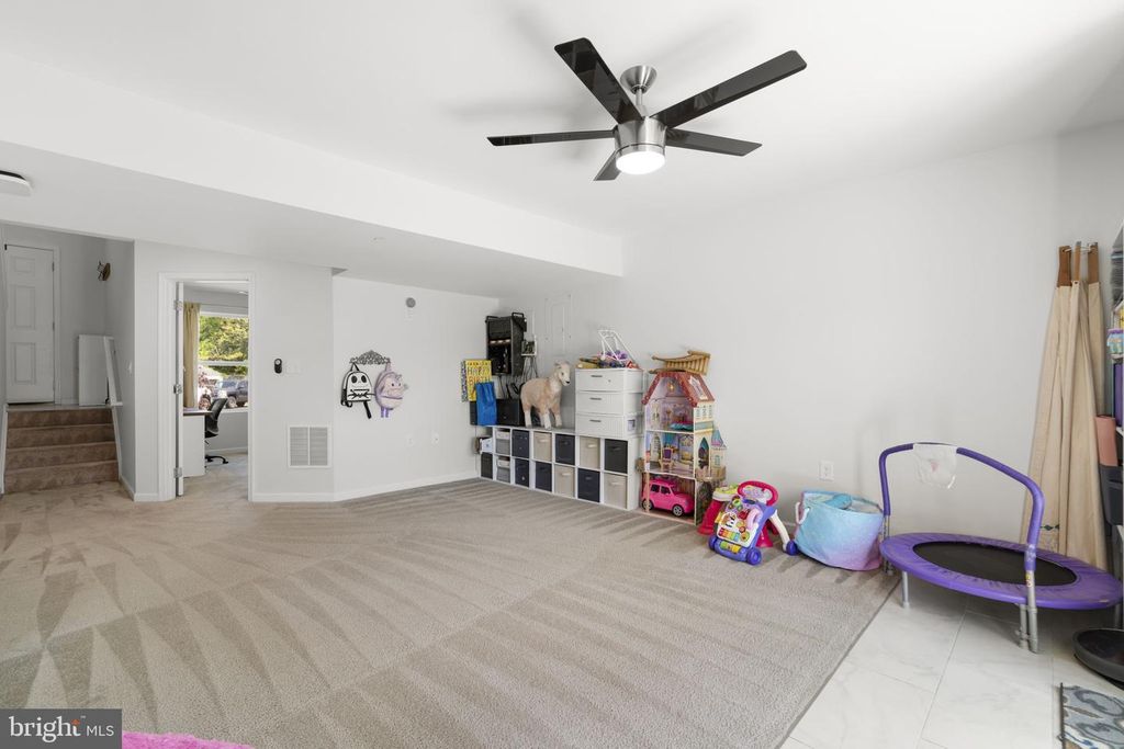 Image 20 of property listing at 465 CARVEL BEACH RD, Carvel Beach, MD 21226