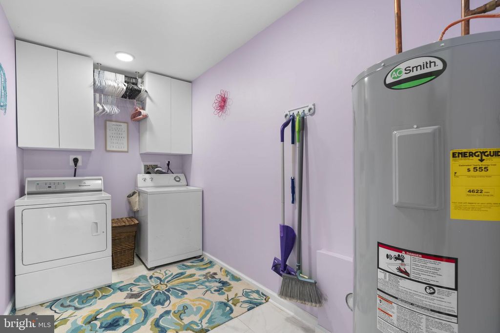 Image 22 of property listing at 465 CARVEL BEACH RD, Carvel Beach, MD 21226