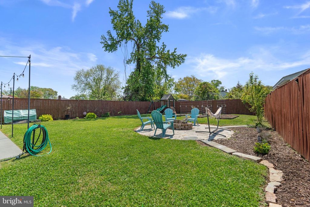 Image 28 of property listing at 465 CARVEL BEACH RD, Carvel Beach, MD 21226