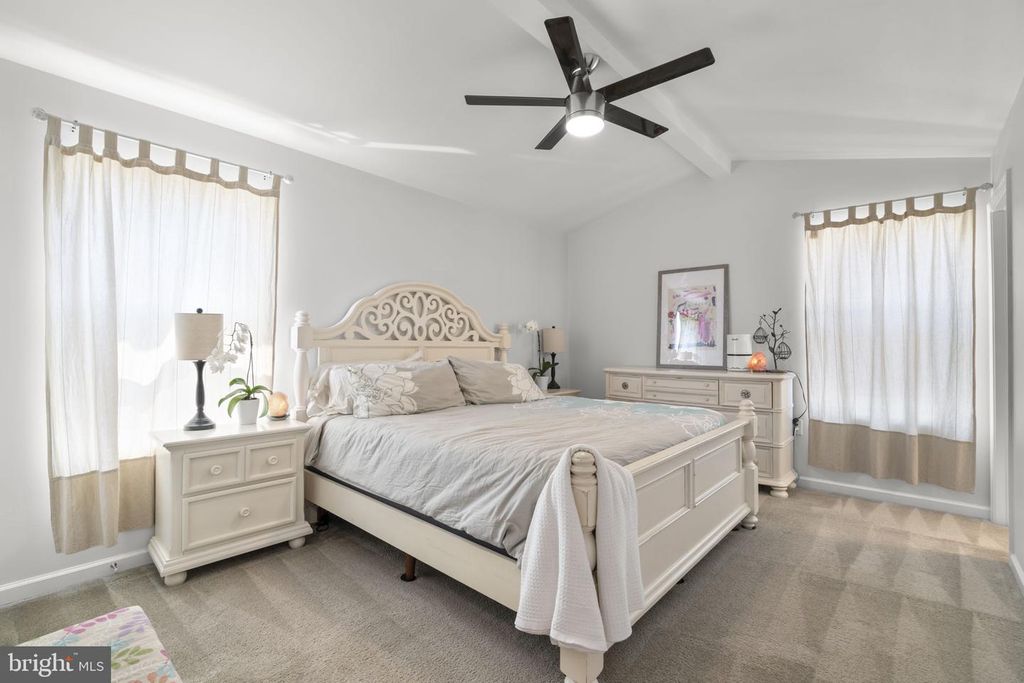 Image 9 of property listing at 465 CARVEL BEACH RD, Carvel Beach, MD 21226