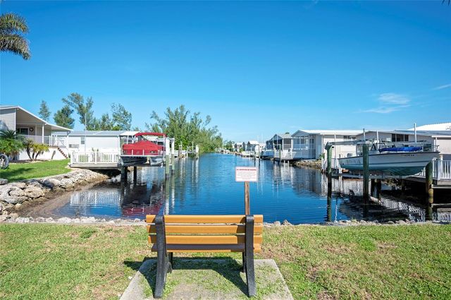 4300 RIVERSIDE DRIVE 206, Punta Gorda, FL 33982