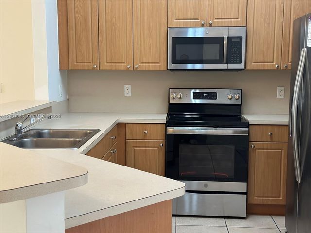 1721 SE 17th Ave, Homestead, FL 33035
