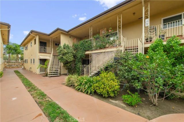1122 W Huntington Drive 9, Arcadia, CA 91007