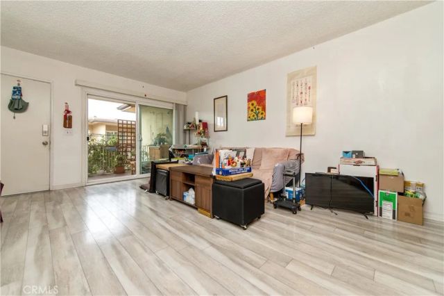 1122 W Huntington Drive 9, Arcadia, CA 91007