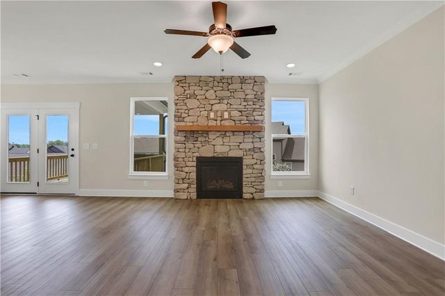 115 Coffee Lane, Hoschton, GA 30548