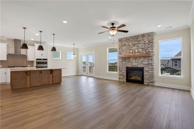115 Coffee Lane, Hoschton, GA 30548