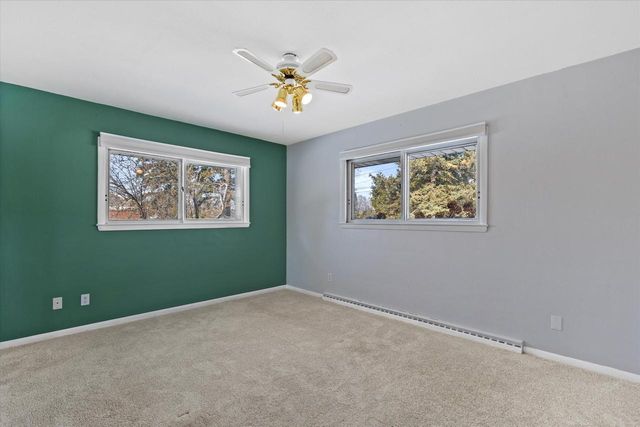 15620 W Saint Francis DRIVE, New Berlin, WI 53151