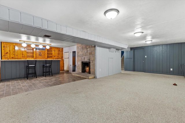 15620 W Saint Francis DRIVE, New Berlin, WI 53151