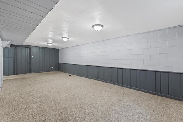 15620 W Saint Francis DRIVE, New Berlin, WI 53151