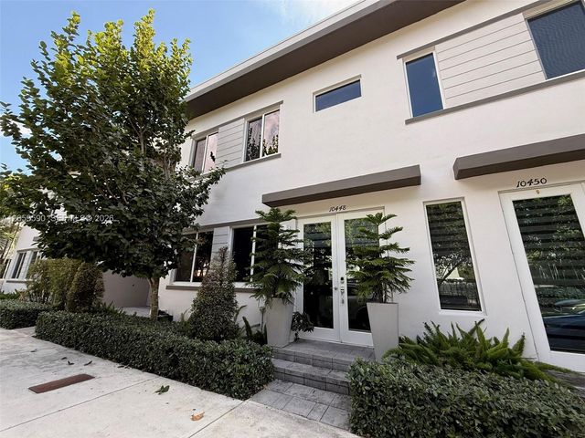 10448 NW 67th Street 10448, Doral, FL 33178