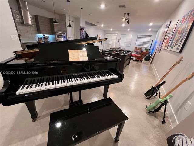 10448 NW 67th Street 10448, Doral, FL 33178