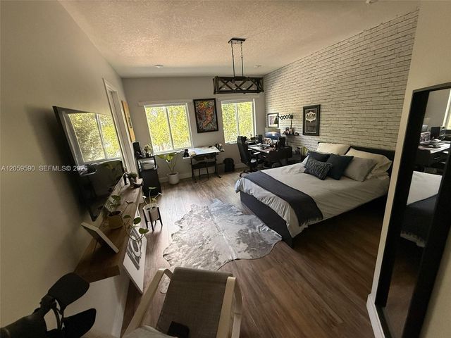 10448 NW 67th Street 10448, Doral, FL 33178