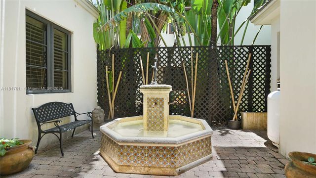1668 Micanopy Ave, Miami, FL 33133