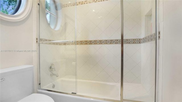 1668 Micanopy Ave, Miami, FL 33133