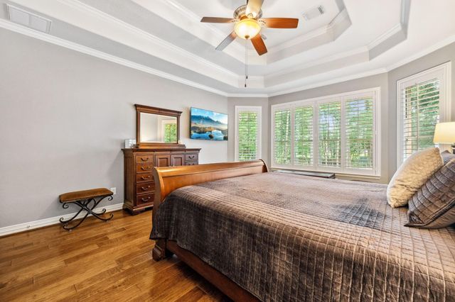 1114 Commons Waterway Drive, Huffman, TX 77336