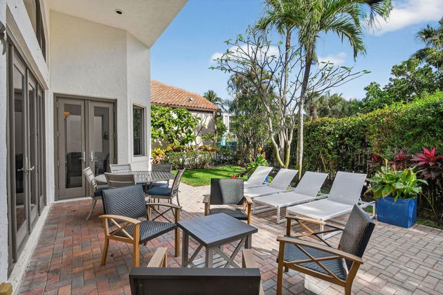 302 Alicante Drive, Juno Beach, FL 33408