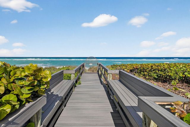 302 Alicante Drive, Juno Beach, FL 33408