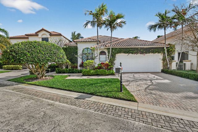 302 Alicante Drive, Juno Beach, FL 33408