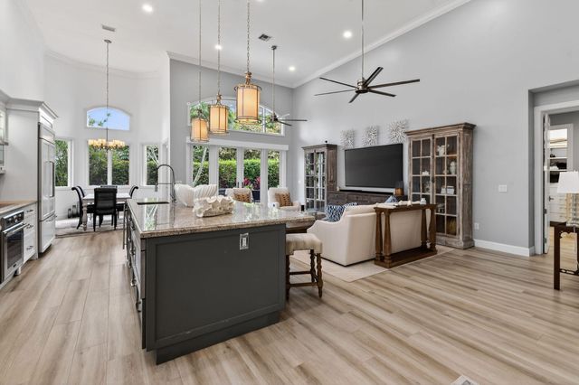 302 Alicante Drive, Juno Beach, FL 33408