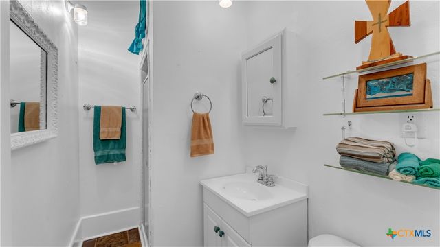 309 N Boundary Street, Burnet, TX 78611