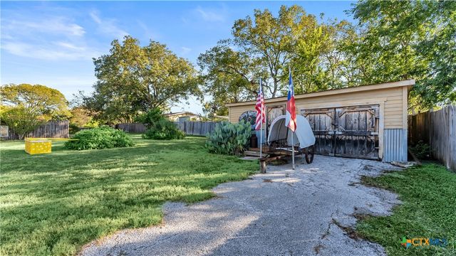 309 N Boundary Street, Burnet, TX 78611