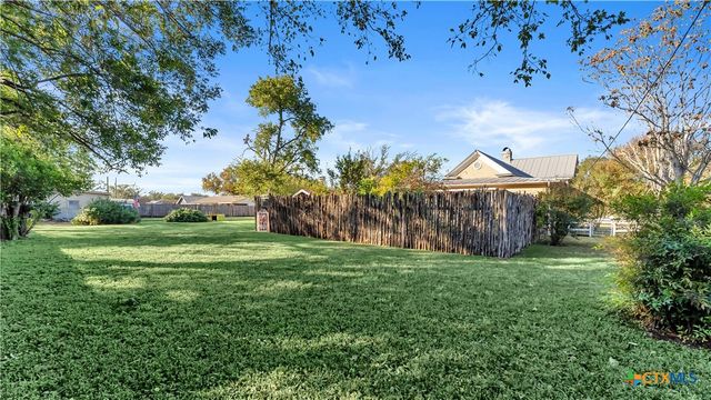 309 N Boundary Street, Burnet, TX 78611