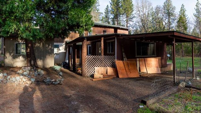 4015 Pleasant Creek Road, Rogue River, OR 97537