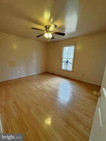 8109 LAMBS CREEK CHURCH RD, King George, VA 22485