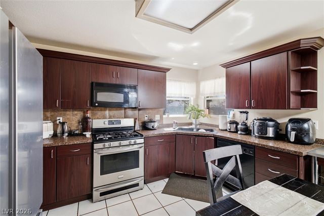 5529 Heisman Drive, Las Vegas, NV 89110