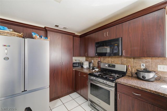 5529 Heisman Drive, Las Vegas, NV 89110