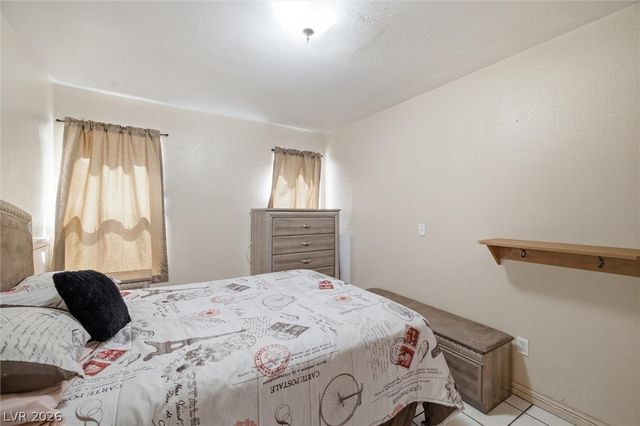 5529 Heisman Drive, Las Vegas, NV 89110